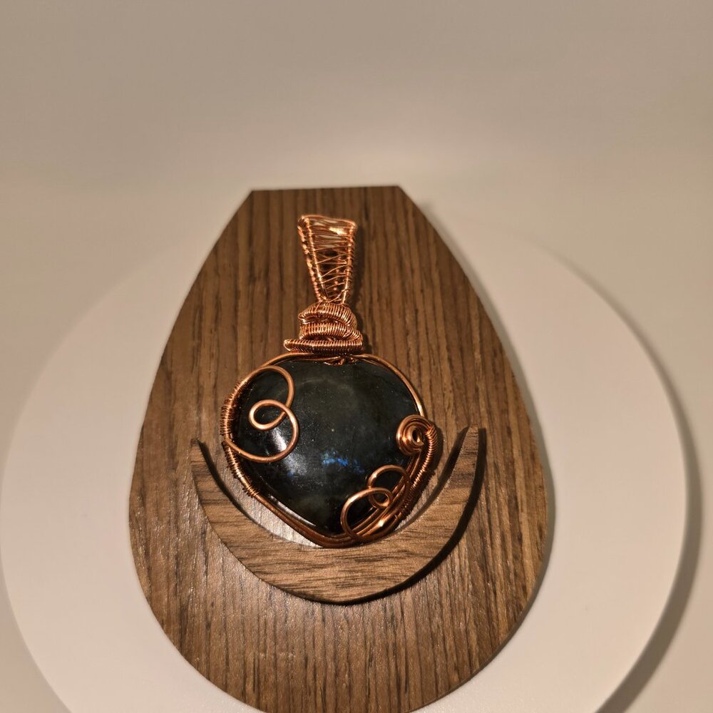 Copper Wire Wrapped Labradorite Heart Pendant - Picture 3 of 10